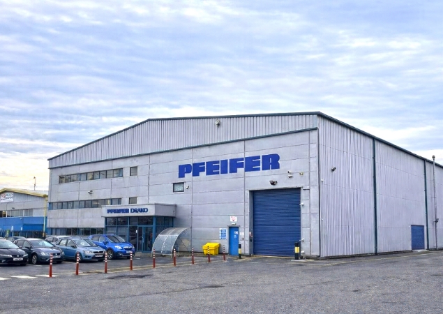 UK WAREHOUSING Image